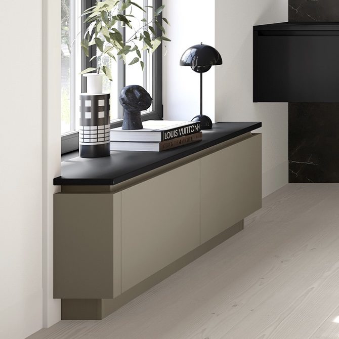 buffet-ombre-naturelle-confort-sophistication-couleur-terreuse-design-moderne-rangement-élégant-KuchenArt