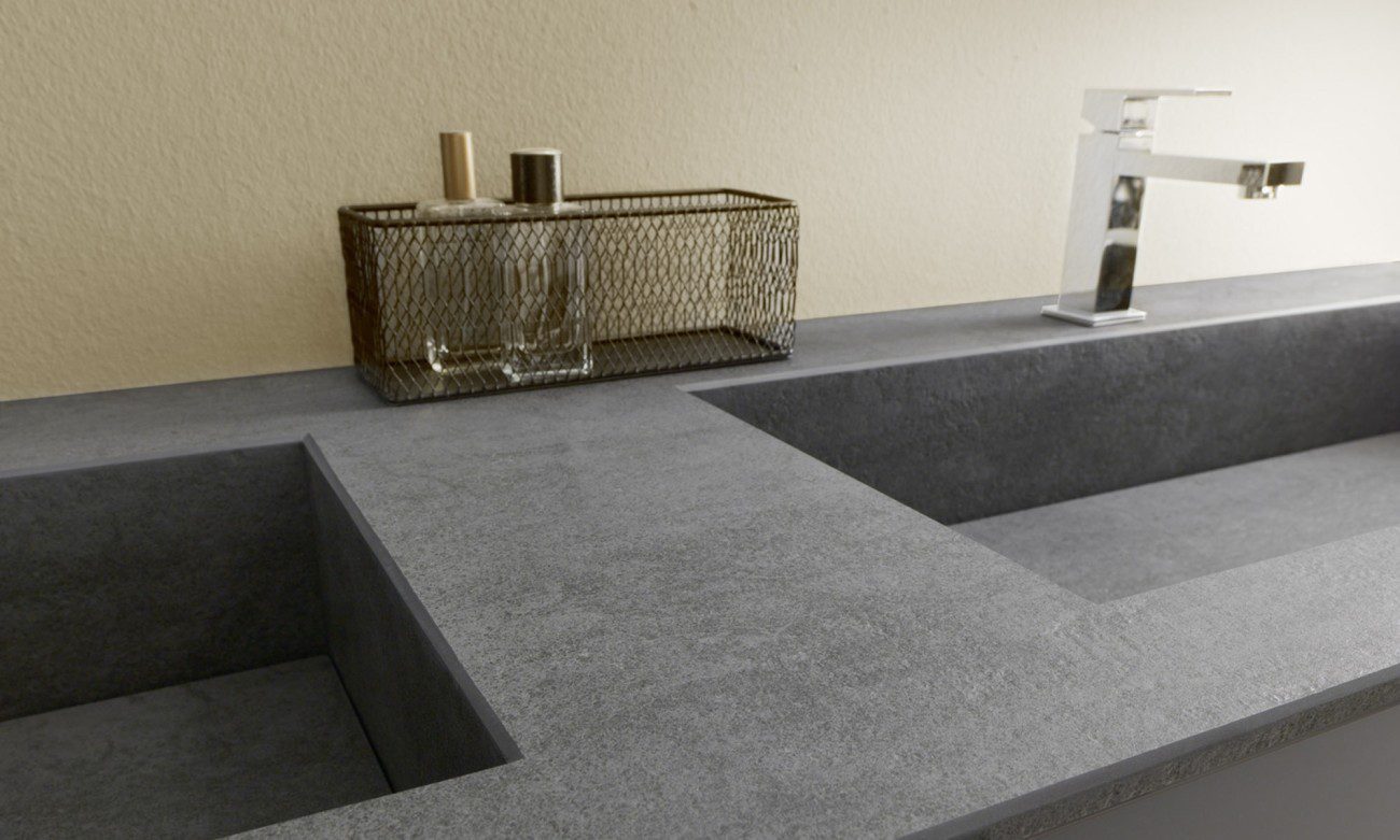 design-italien-plan-Grès-Pietra-Antracite-finition-chic