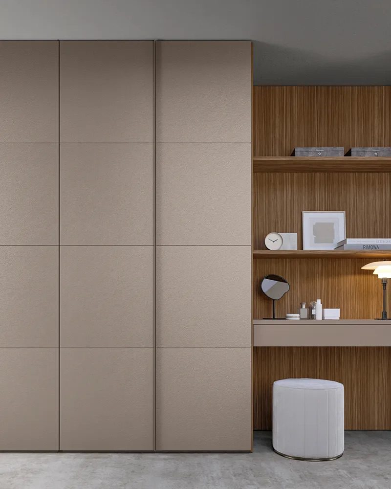 armoire-design-avec-niche-et-porte-en-cuir-collection-adok-cuisine-privee