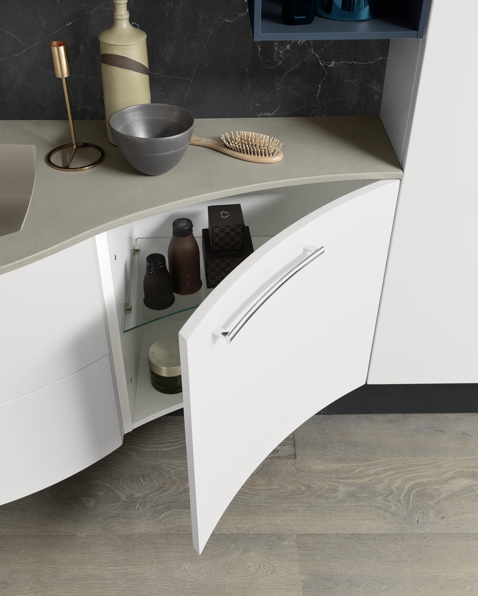 salle-de-bains-moderne-éléments-suspendu-collection-m-system-cuisine-privee-c-008