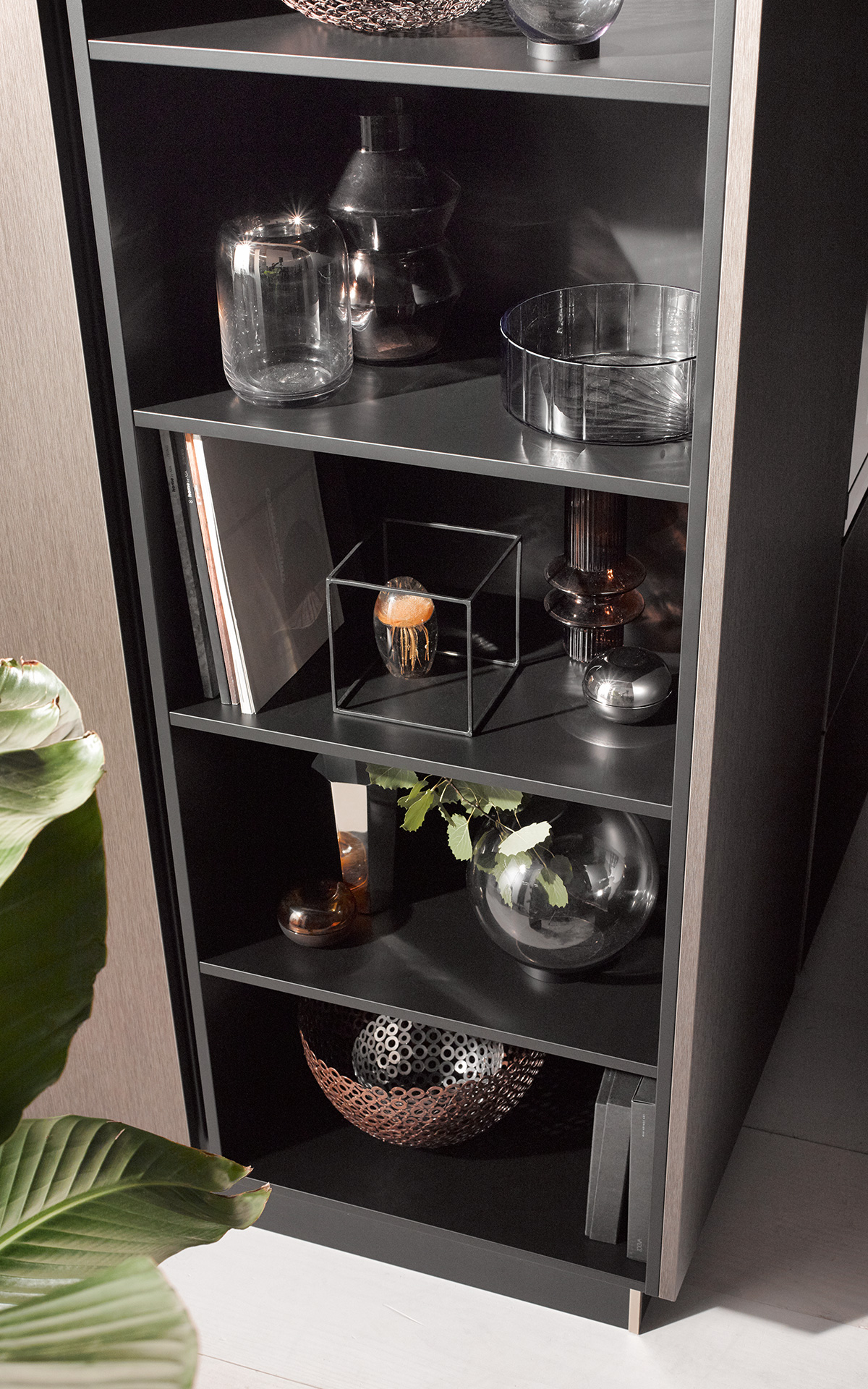 cuisine_tendance_luxe_sombre_brosse_kuchen_art